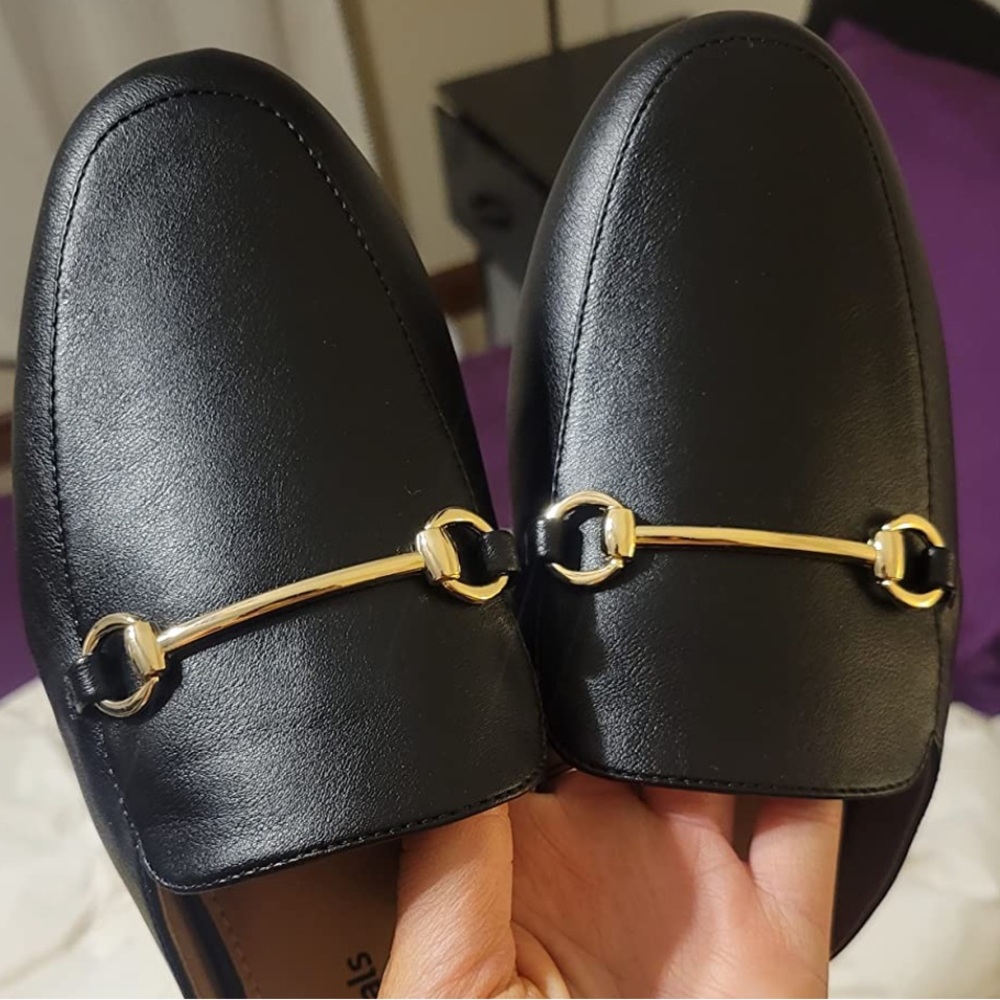 Amazon Essentials Women's Buckle Mule - Picture 2 of 12